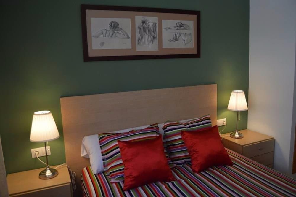 Vivalidays Maura Apartment มัลกรัตเดมาร์ ภายนอก รูปภาพ